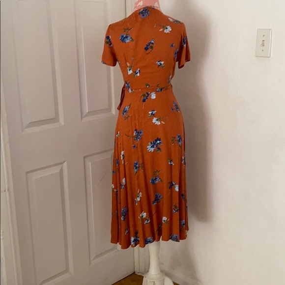 New Gorgeous Burnt Orange Floral Wrap Dress S - Picture 5 of 6